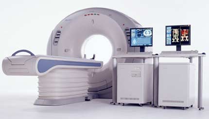 Equipo de tomografía axial computariazada (TAC)