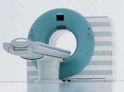 Equipo de tomografía computarizada (TAC)