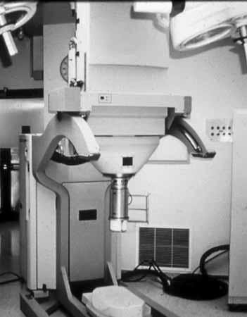 Photo of a portable linear accelerator