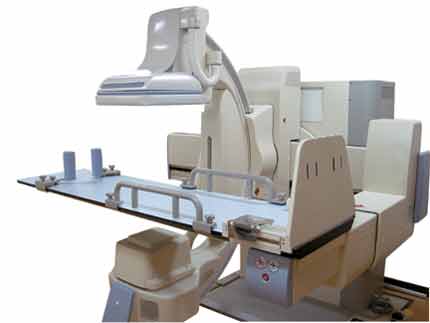 X-ray equipment with a c-shaped gantry